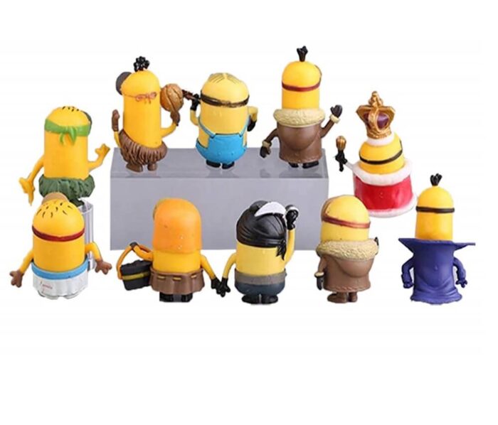 Image of a Minions action figure set, featuring a group of small, yellow, cylindrical characters with goggles and overalls.