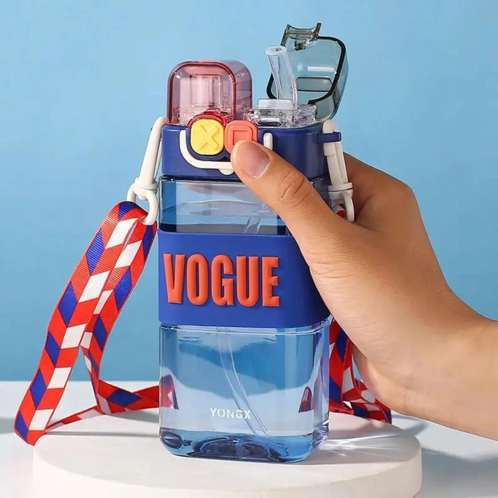 Kids Plastic Dual Straw Water Bottle with Strap 550ml - Image 4