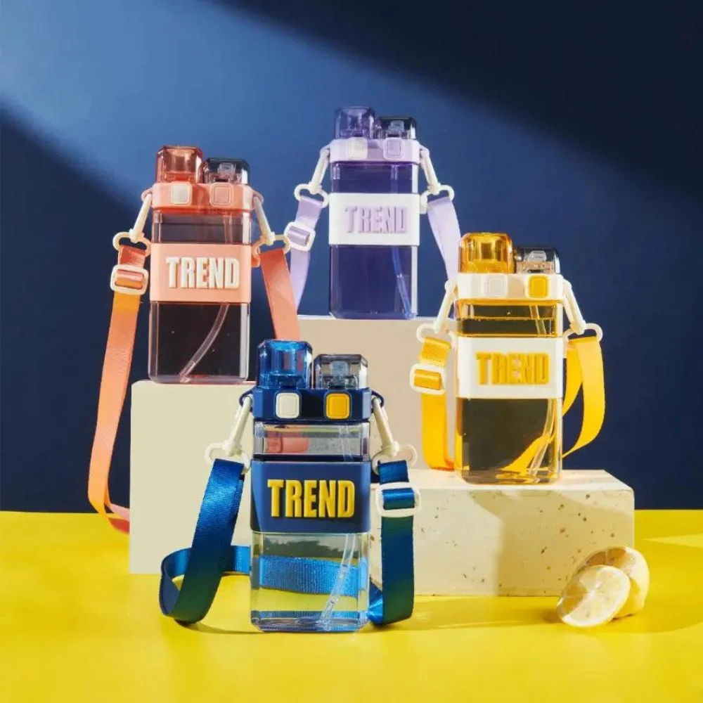 Kids Plastic Dual Straw Water Bottle with Strap 550ml - Image 2