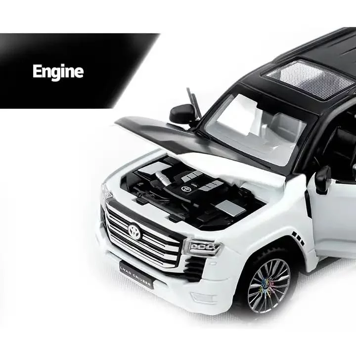 1:32 Scale Toyota Land Cruiser LC300 Diecast Model Car - Image 3