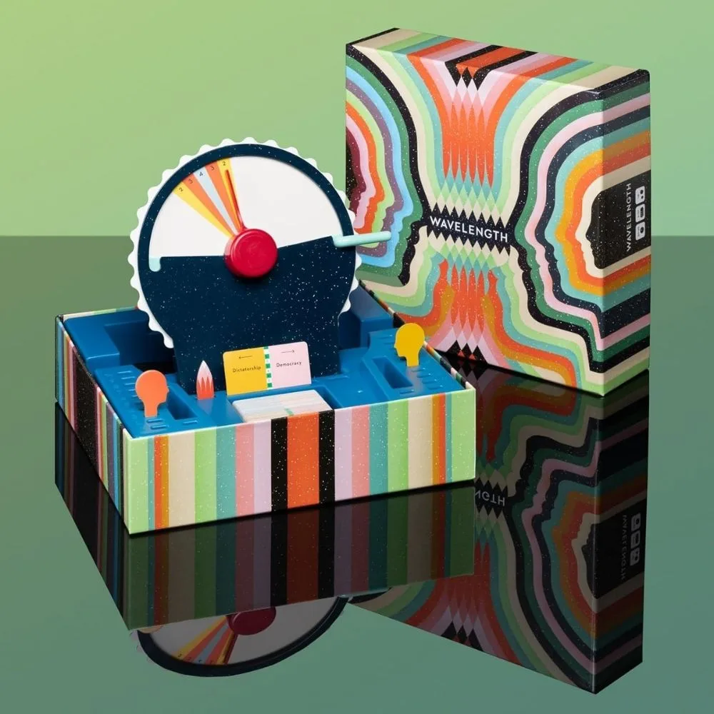 Wavelength | Telepathic Party Board Game | 2–12 Players | Ages 14+ | 30–45 Minutes - Image 6