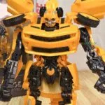 Optimus Prime & Bumblebee Transformers Action Figures | 20cm | Manually Convertible | Display Gift Pack | Age 6+ - Image 3