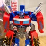 Optimus Prime & Bumblebee Transformers Action Figures | 20cm | Manually Convertible | Display Gift Pack | Age 6+ - Image 2