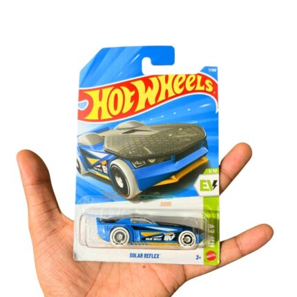Hot Wheels Solar Reflex | Die-Cast Toy Car | 1:64 Scale | Age 3+ | Mainline A Case 2026