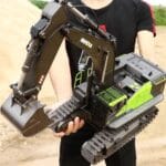 HUINA 1593 RC Excavator | 1:14 Scale Remote Control Digger Toy with Metal Bucket - Image 5